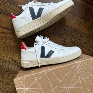 Veja V10 leather extra extra white sneaker